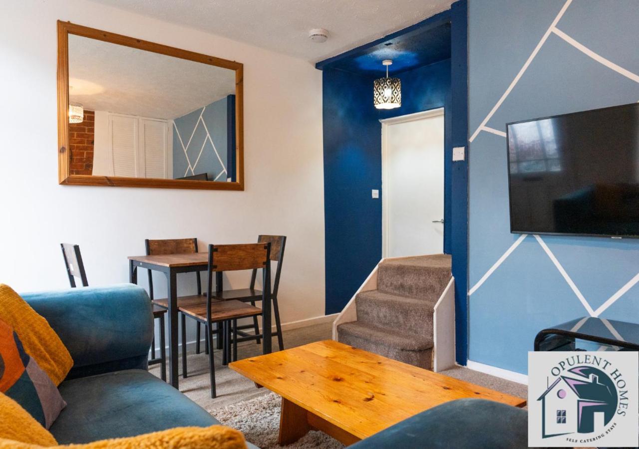 Вілла Contractors Pad - 4 Bed Town House - Cent Reading - Free Parking Екстер'єр фото