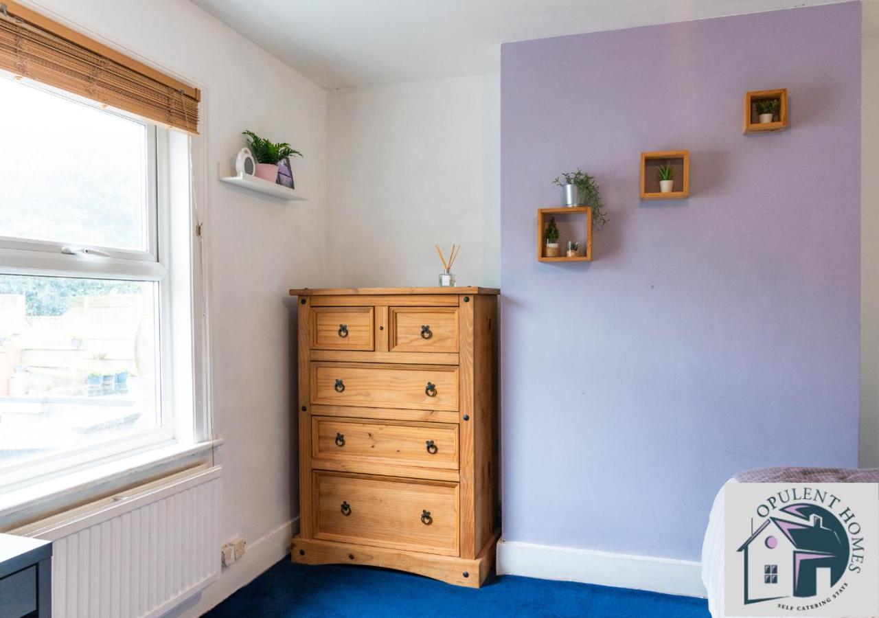 Вілла Contractors Pad - 4 Bed Town House - Cent Reading - Free Parking Екстер'єр фото